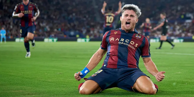 Phong độ Levante Phong độ Levante